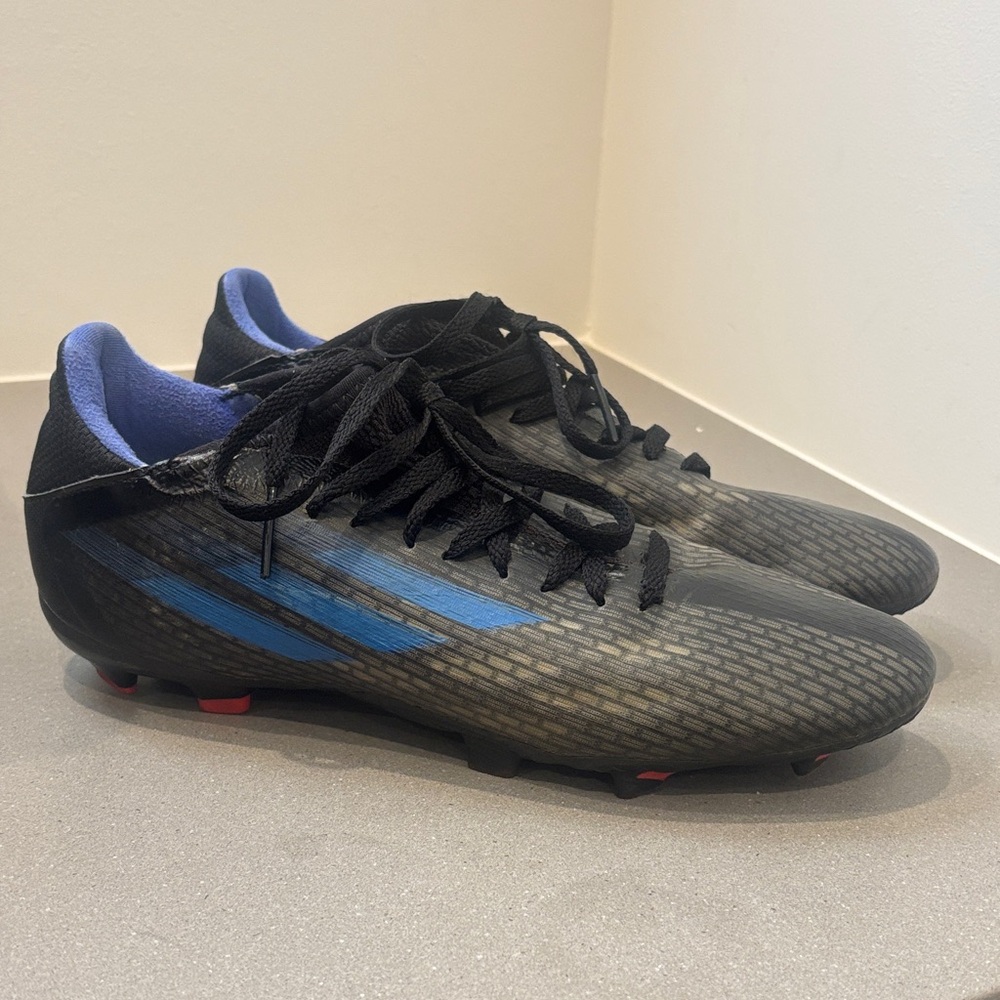 Adidas men’s 8.5 cleats